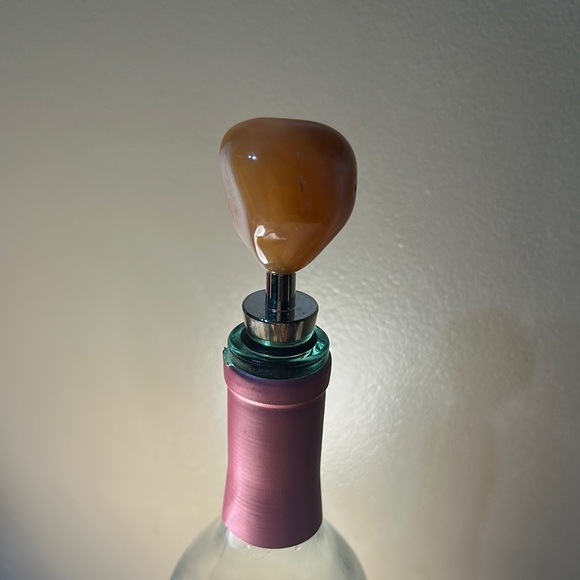 Carnelian Agate Wine Bottle Stopper - Picture 11 of 11